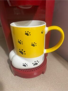 Yellow Paw Print Ceramic Mug